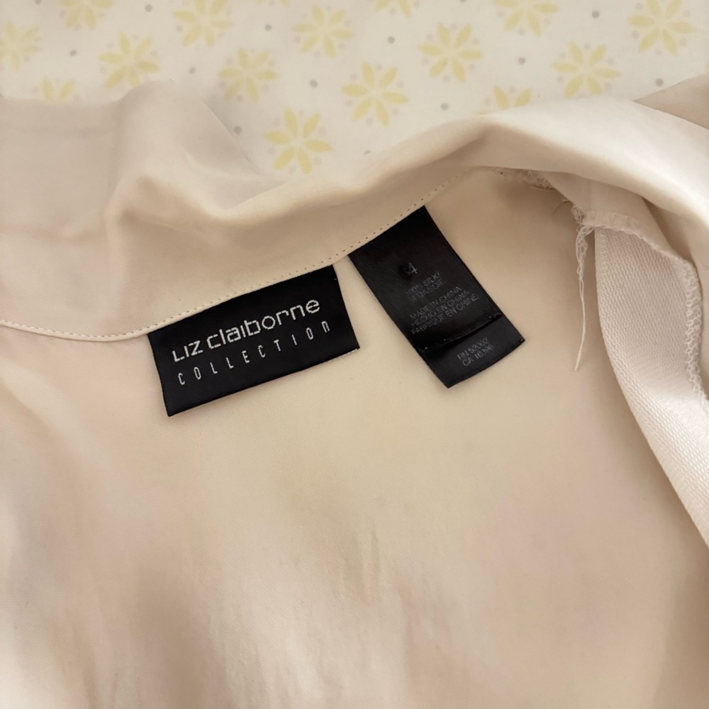 size 4 liz claiborne silk cream button down